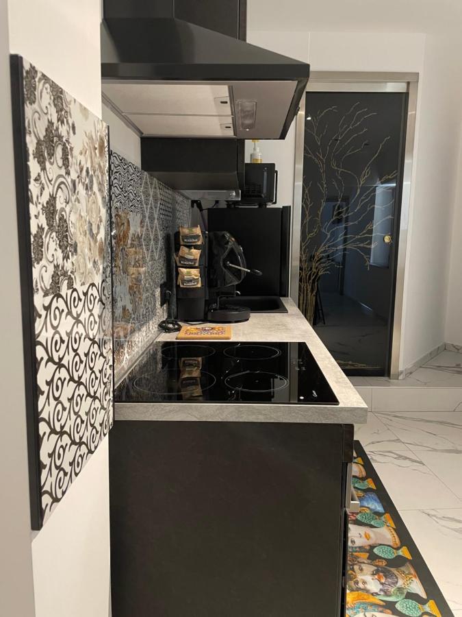 Casa Vacanze Donna Pina Palermo Bagian luar foto
