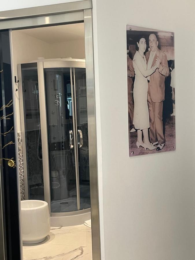 Casa Vacanze Donna Pina Palermo Bagian luar foto